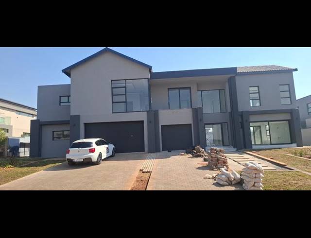 5 BEDROOM HOUSE FOR SALE IN SERENGETI LIFESTYLE ESTATE